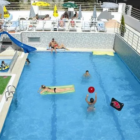 Erkal Hotell 4*