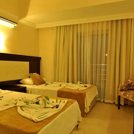 Erkal Hotell 4*