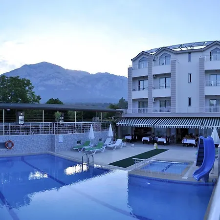 Erkal Hotell 4*