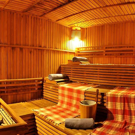 Hotell Erkal 4*